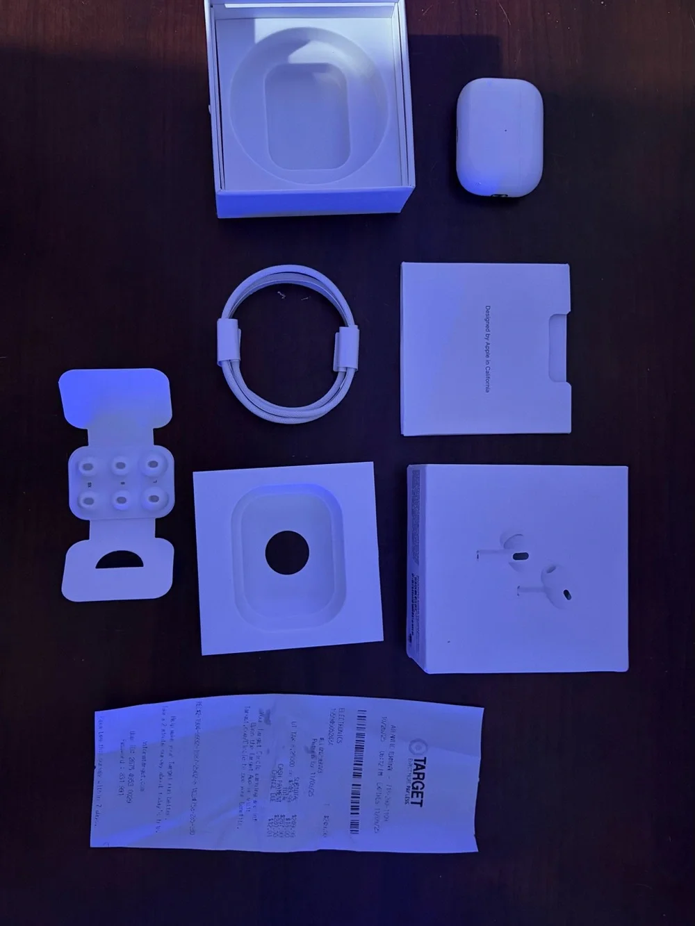Apple White Earbud Headphones gen2 pro
